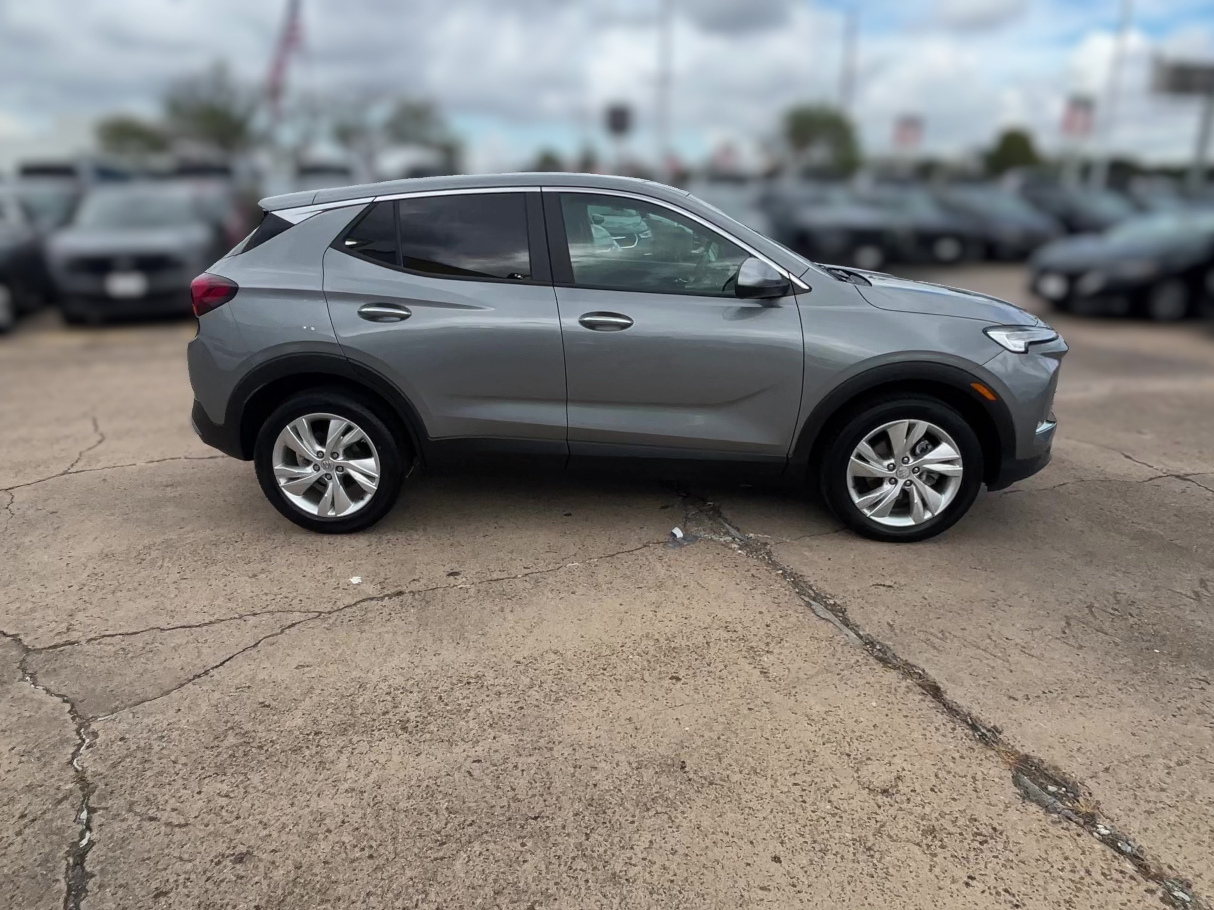2025 Buick Encore GX Preferred - Photo 30