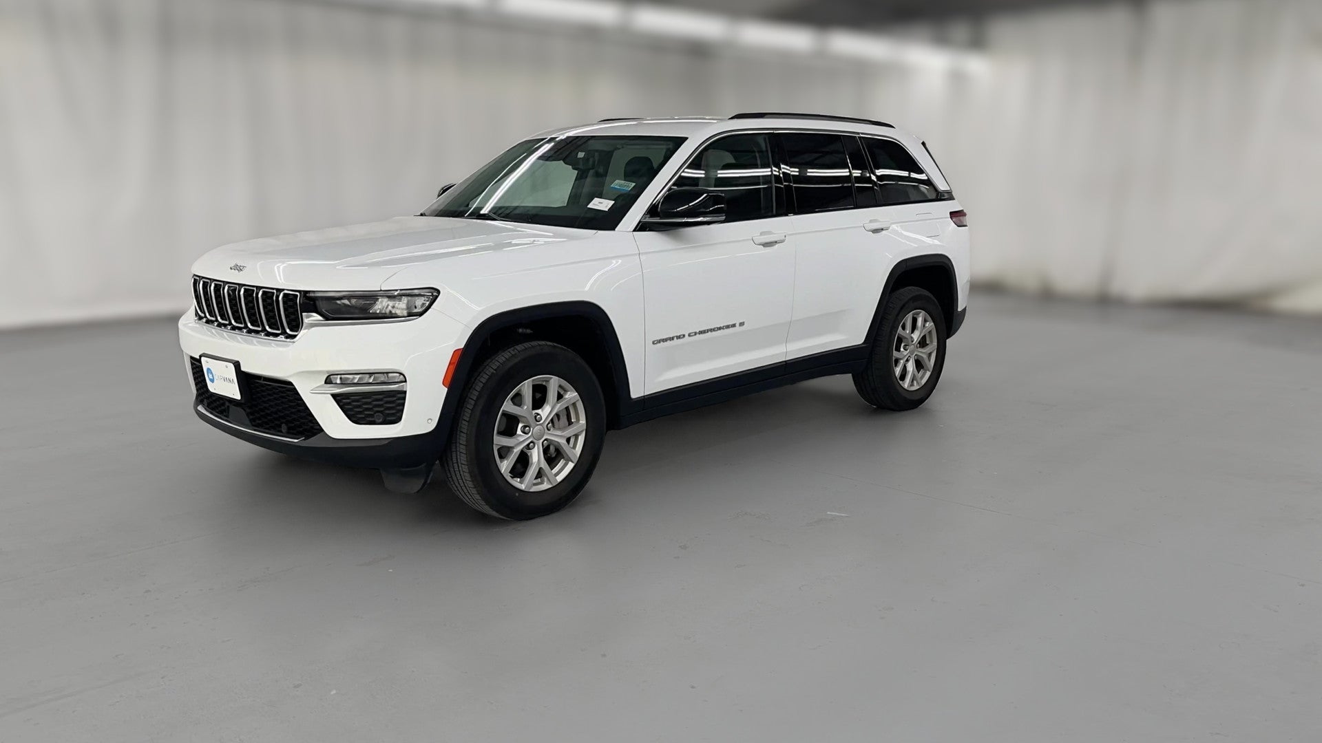2023 Jeep Grand Cherokee vehicle photo