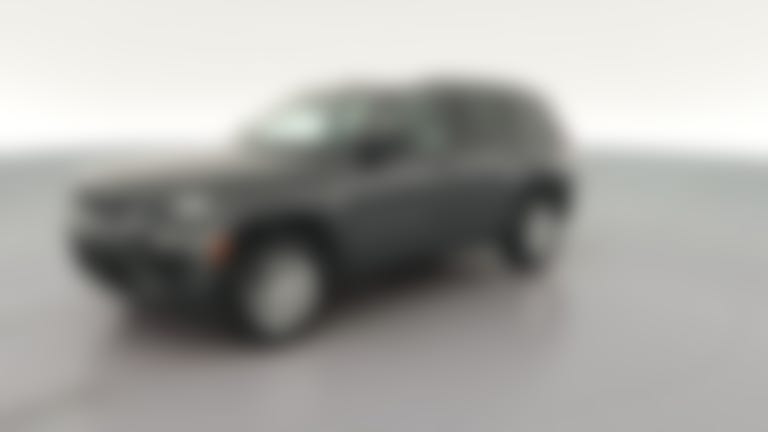 2025 Jeep Grand Cherokee vehicle photo