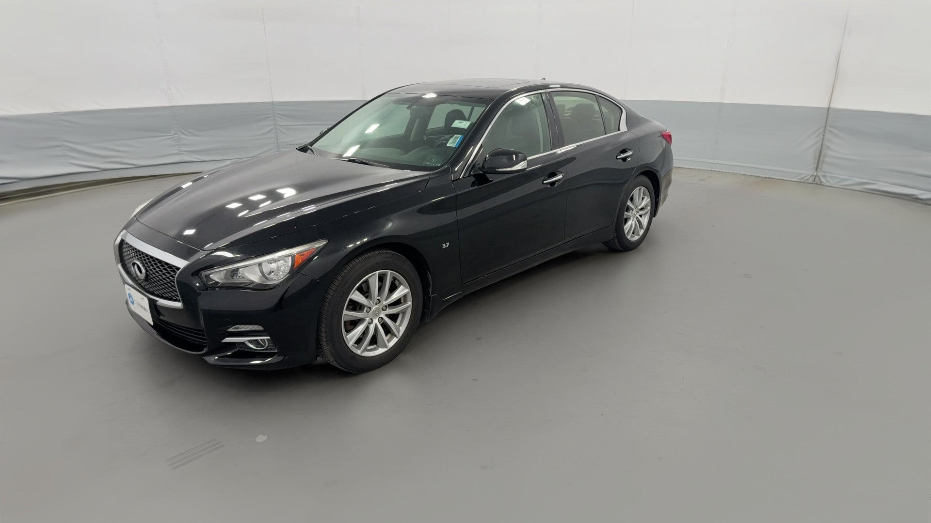 2015 INFINITI Q50 vehicle photo