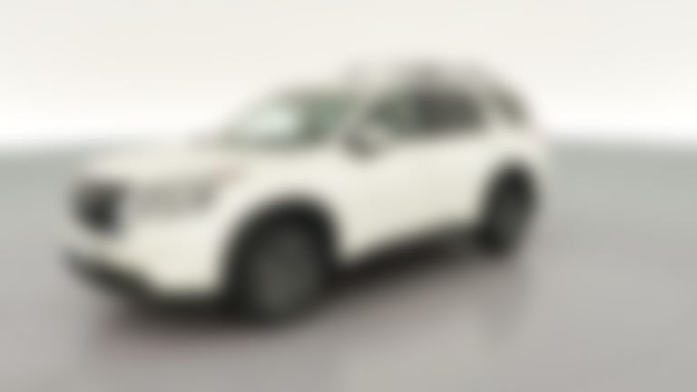 2024 Nissan Pathfinder vehicle photo