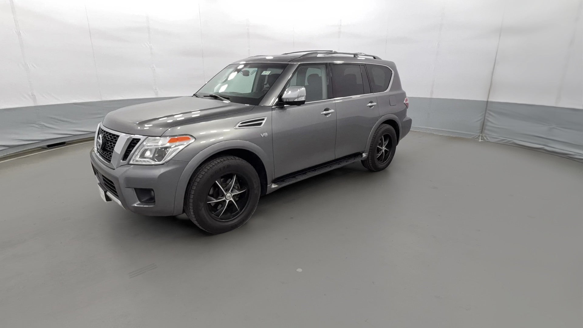 2017 Nissan Armada vehicle photo