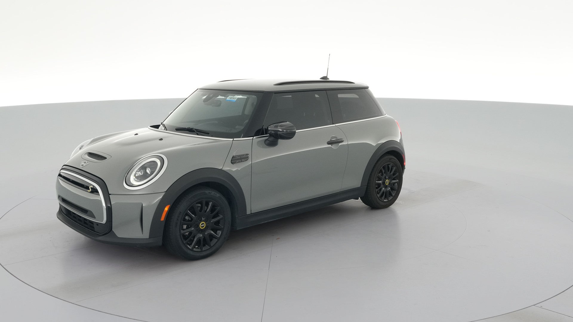 2023 MINI Hardtop 2 Door vehicle photo