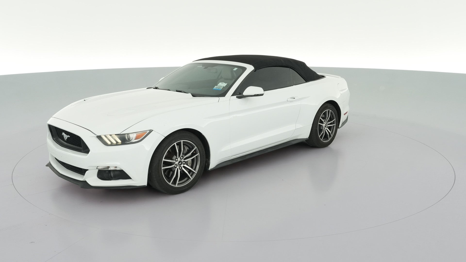 2017 Ford Mustang vehicle photo