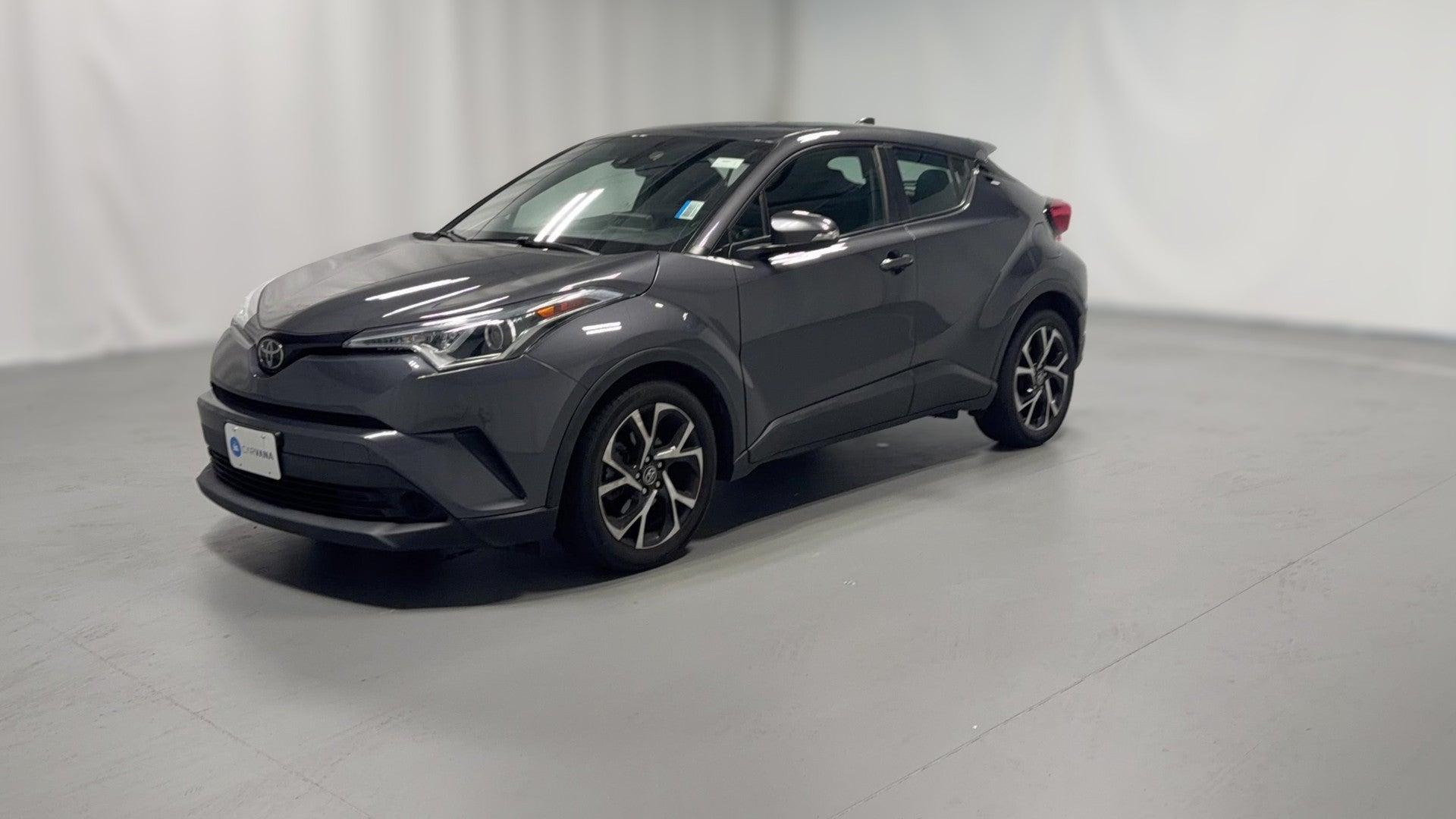 2019 Toyota C-HR vehicle photo