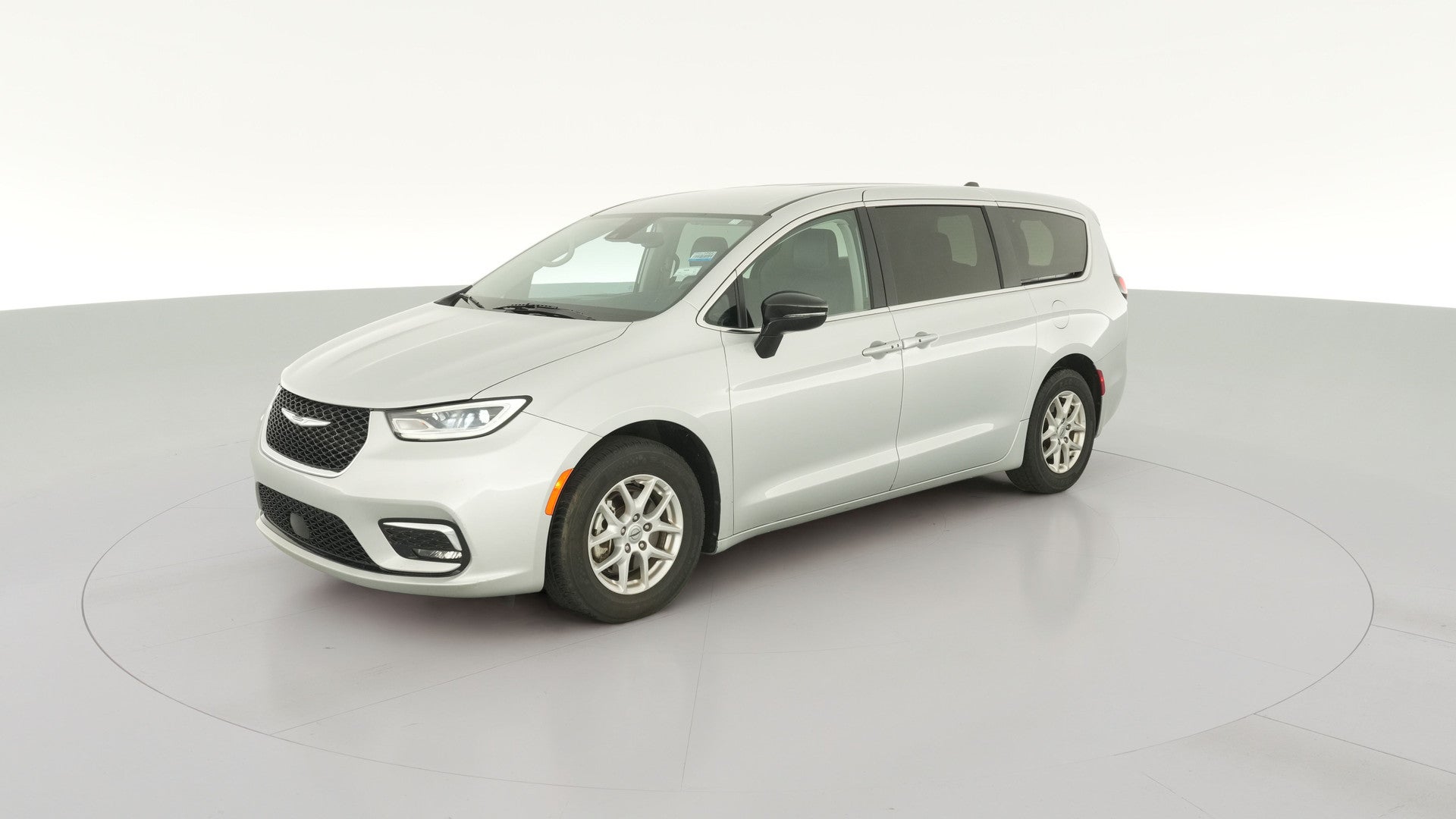 2024 Chrysler Pacifica vehicle photo