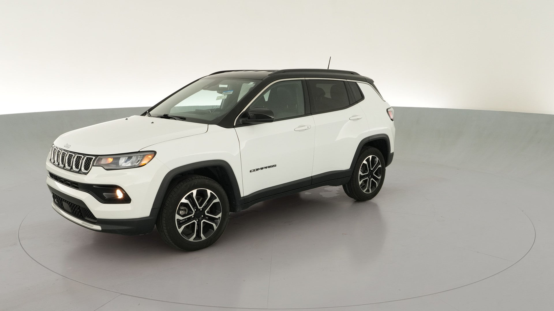 2023 Jeep Compass vehicle photo