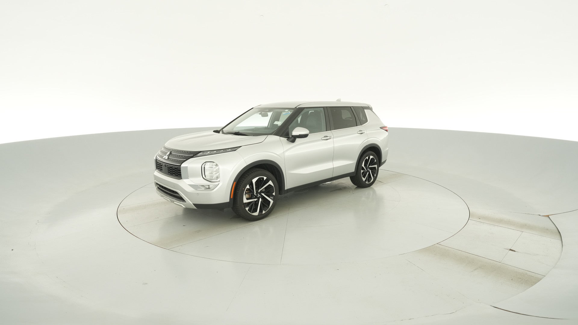 2024 Mitsubishi Outlander vehicle photo
