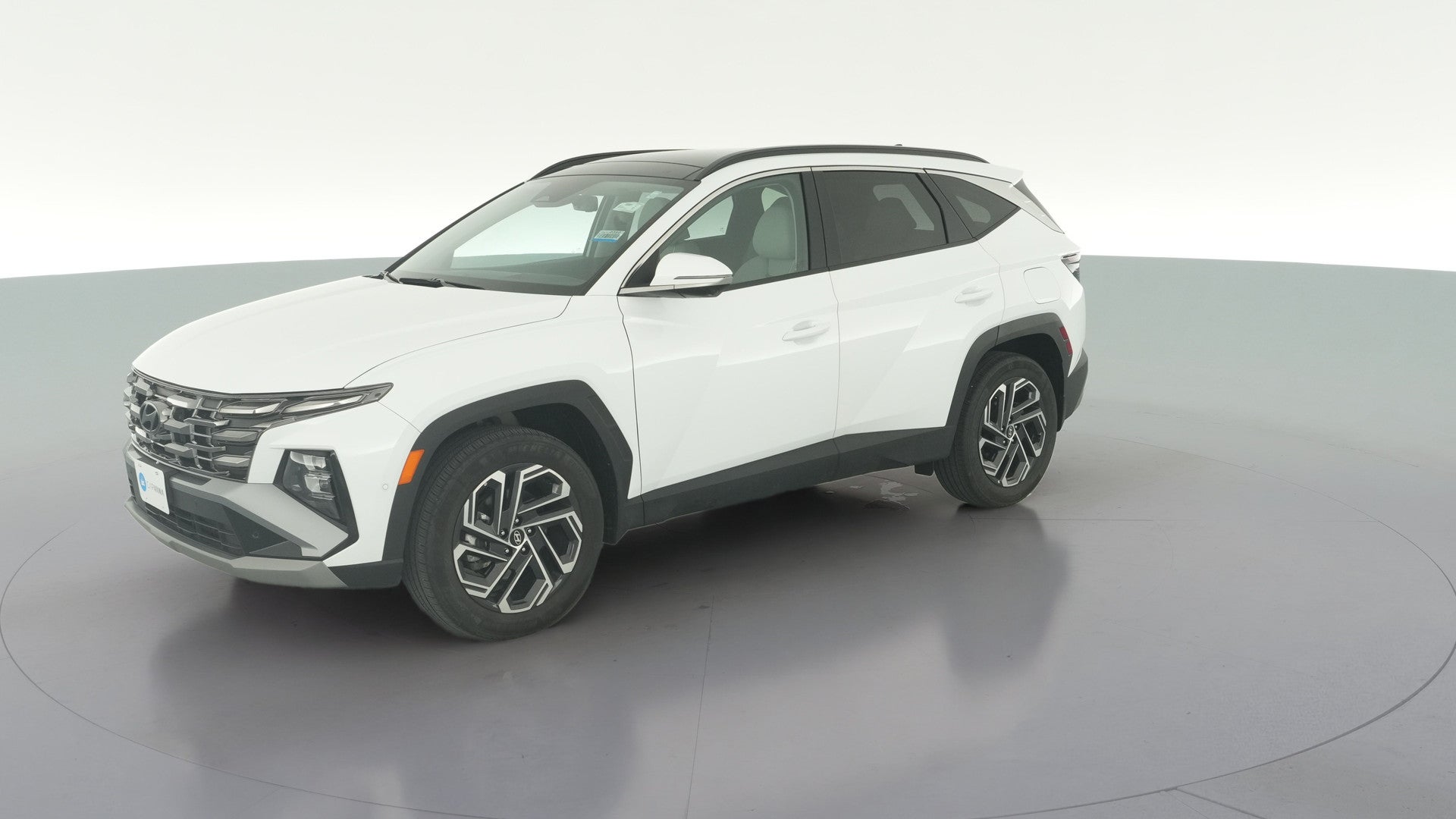 2025 Hyundai Tucson Hybrid vehicle photo
