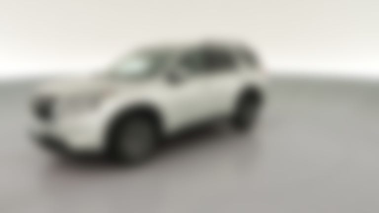 2025 Nissan Pathfinder vehicle photo