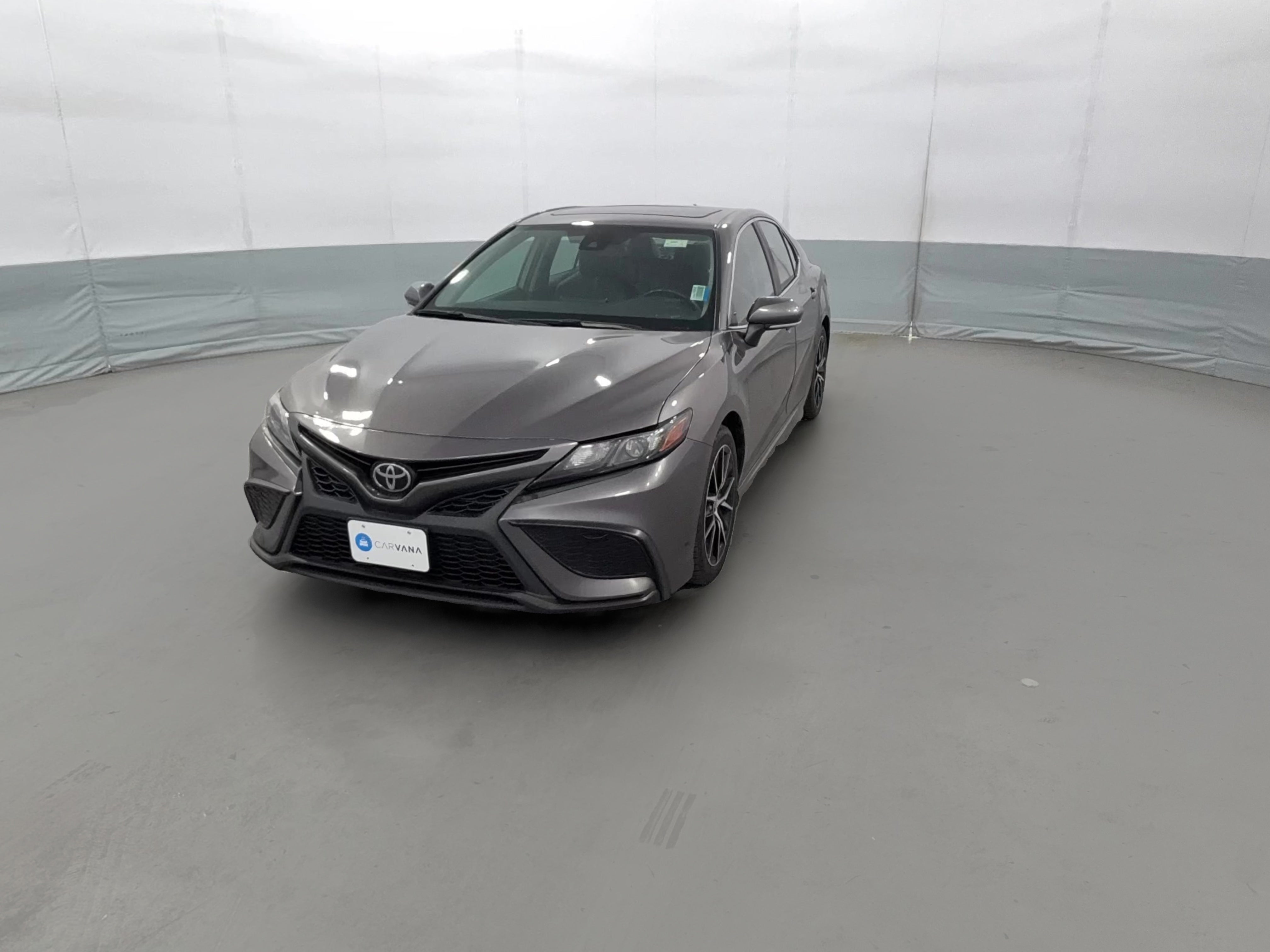 2022 Toyota Camry SE - Photo 24