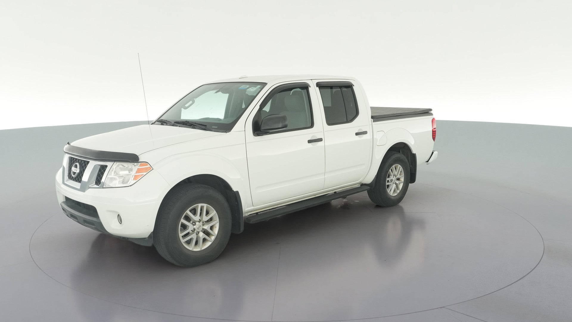 2016 Nissan Frontier Crew Cab vehicle photo