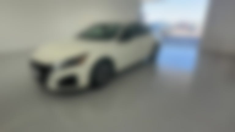 2025 Nissan Altima vehicle photo