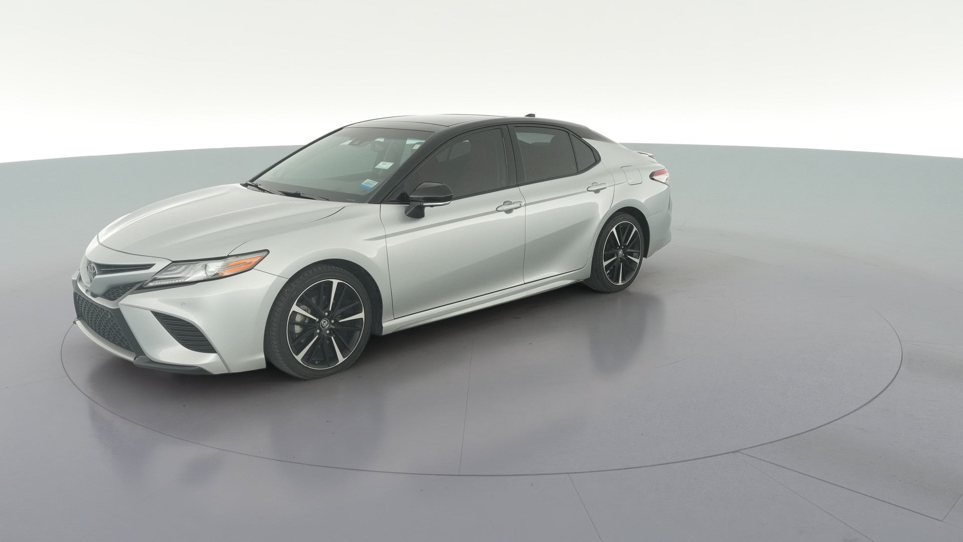 2018 Toyota Camry vehicle photo