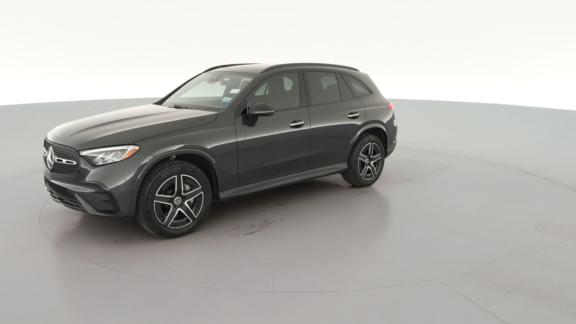 2025 Mercedes-Benz GLC vehicle photo