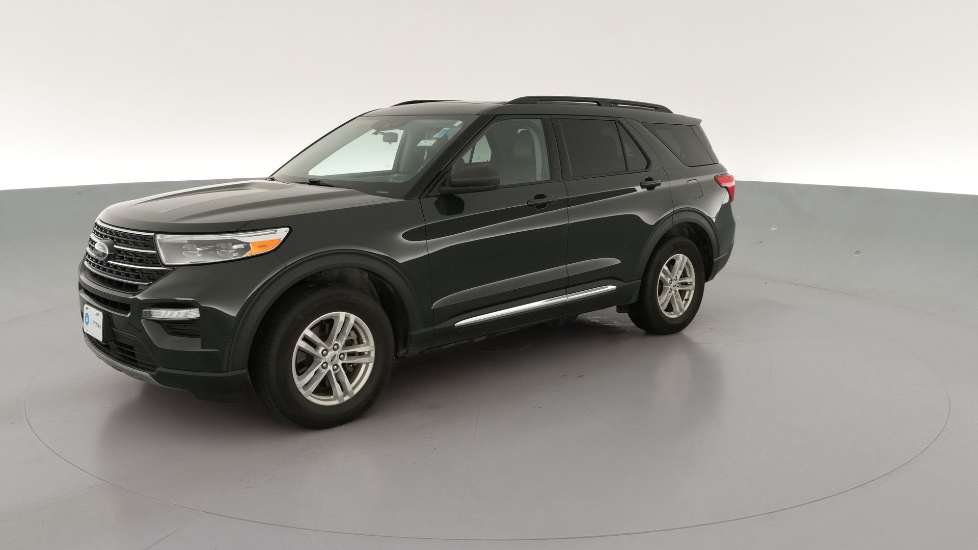 2021 Ford Explorer vehicle photo