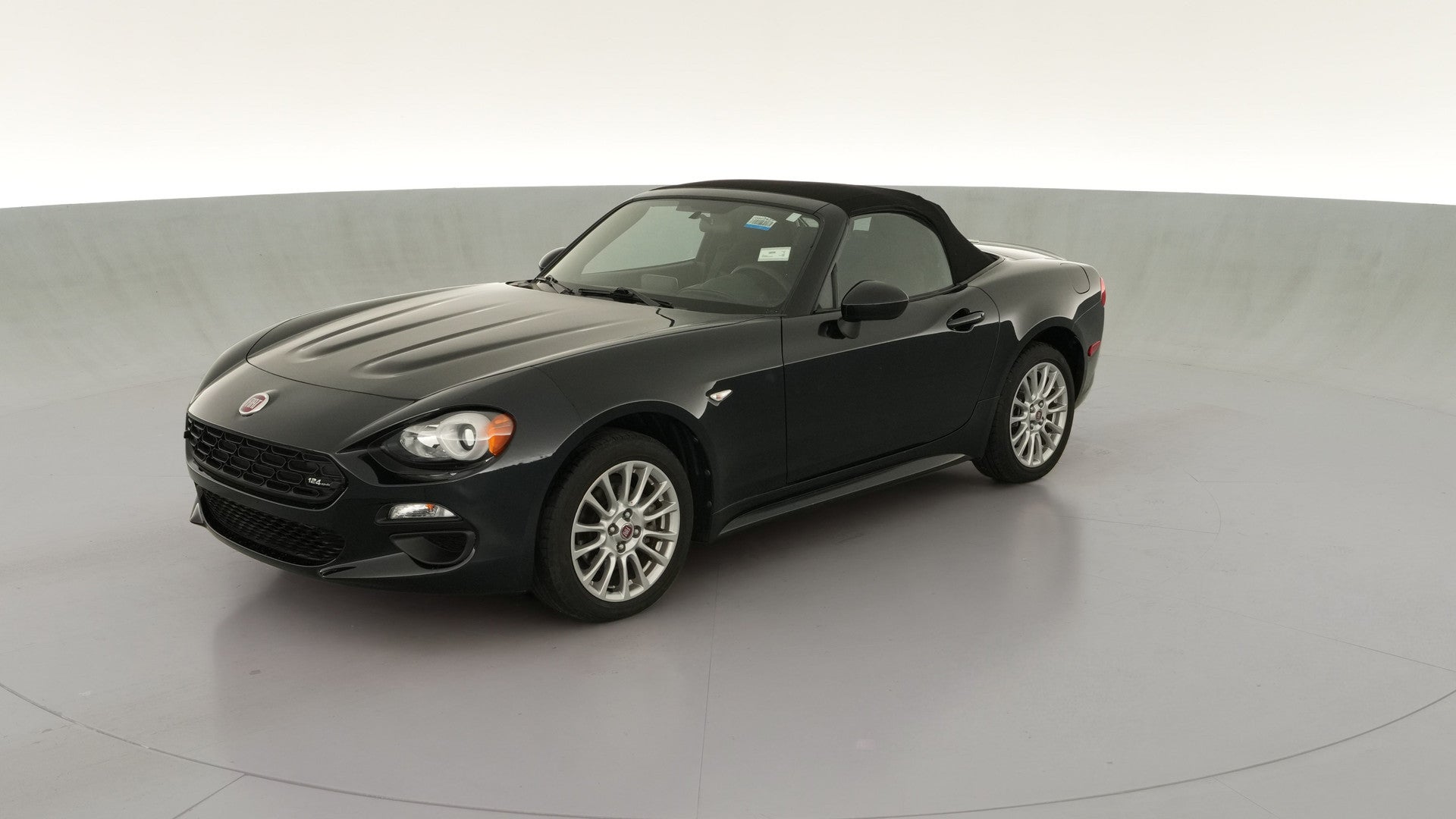 2019 FIAT 124 Spider vehicle photo