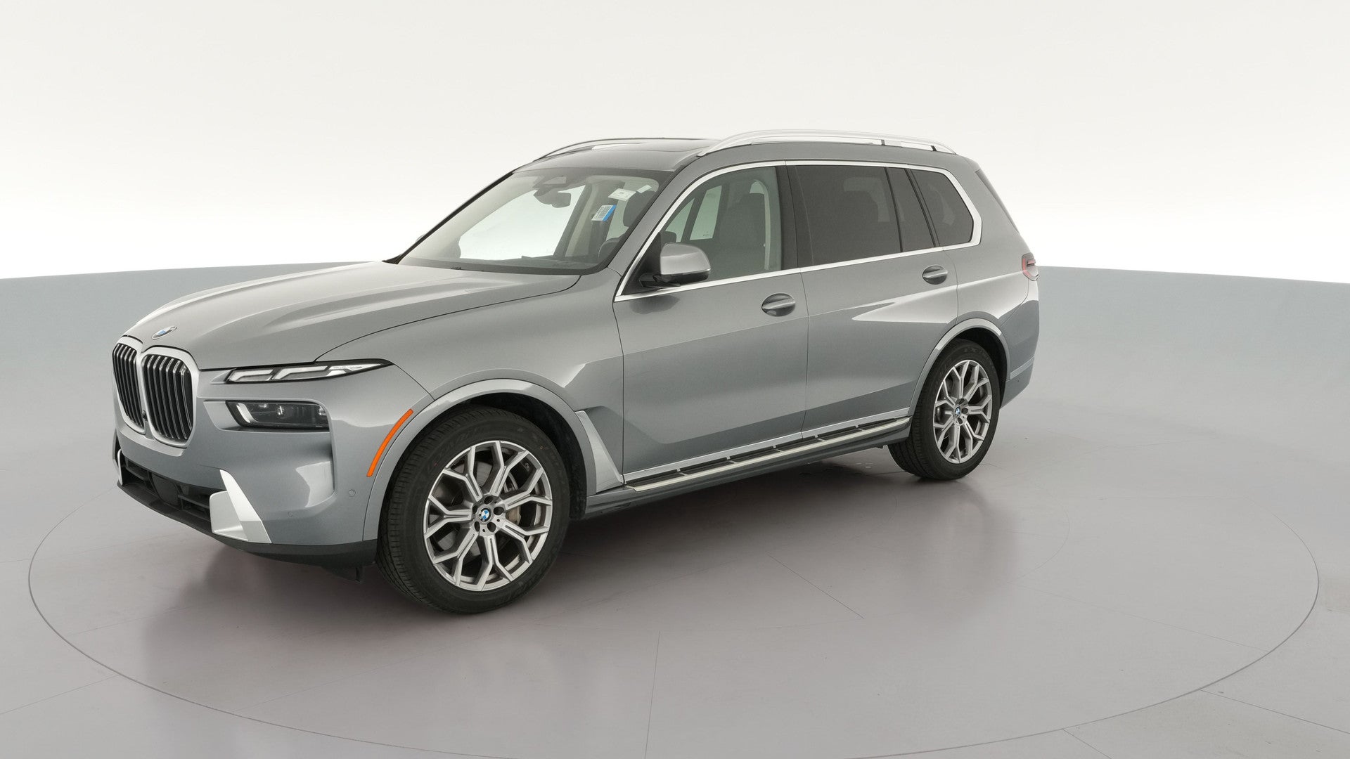 2025 BMW X7 vehicle photo