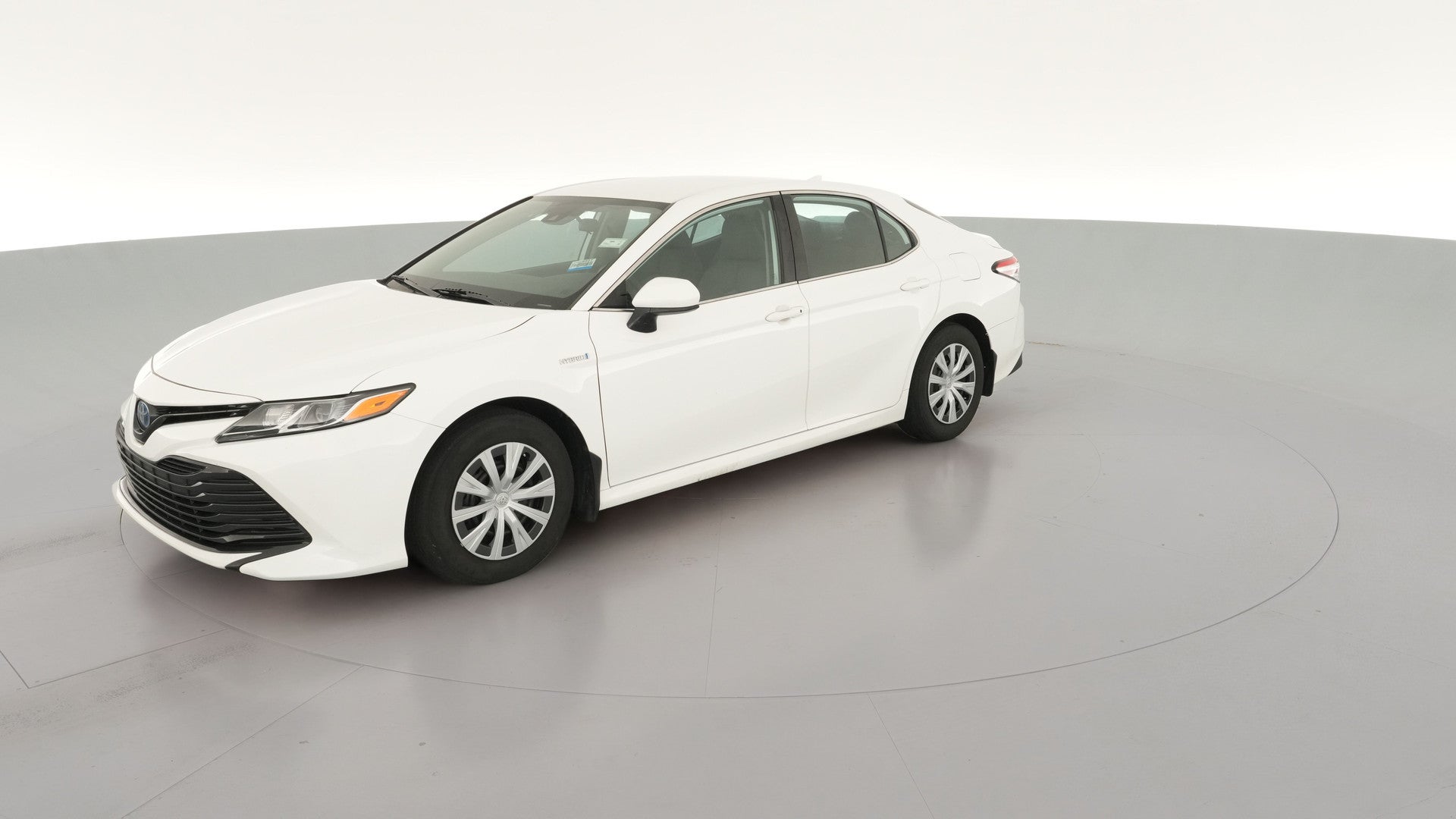 2020 Toyota Camry Hybrid vehicle photo