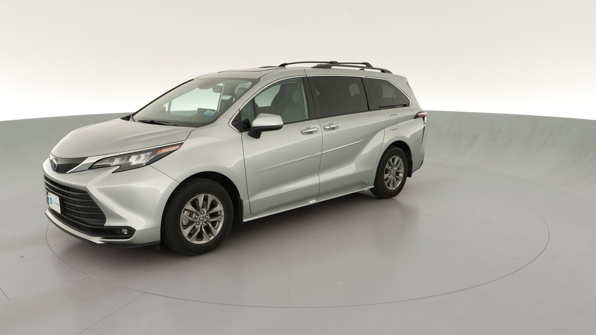 2025 Toyota Sienna vehicle photo