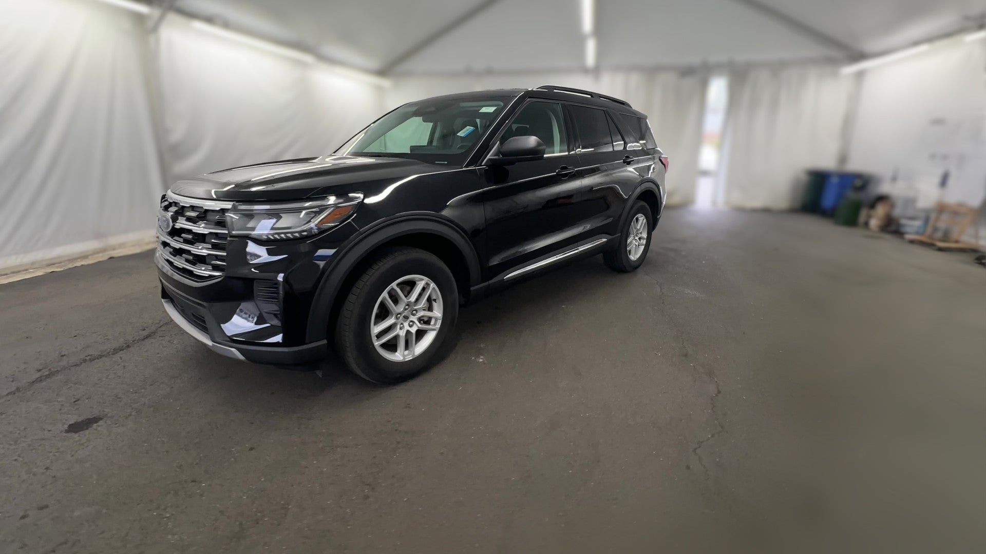 2025 Ford Explorer vehicle photo