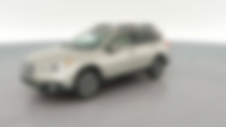 2015 Subaru Outback vehicle photo