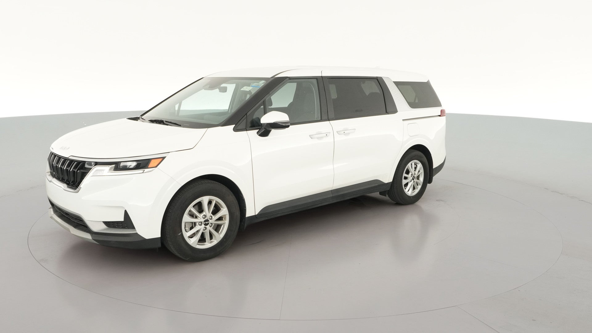 2023 Kia Carnival vehicle photo