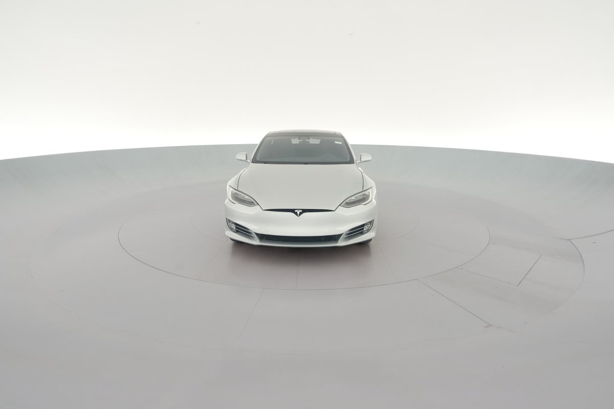 2018 Tesla Model S 100D Long Range in Silver Metallic — 360° view 1