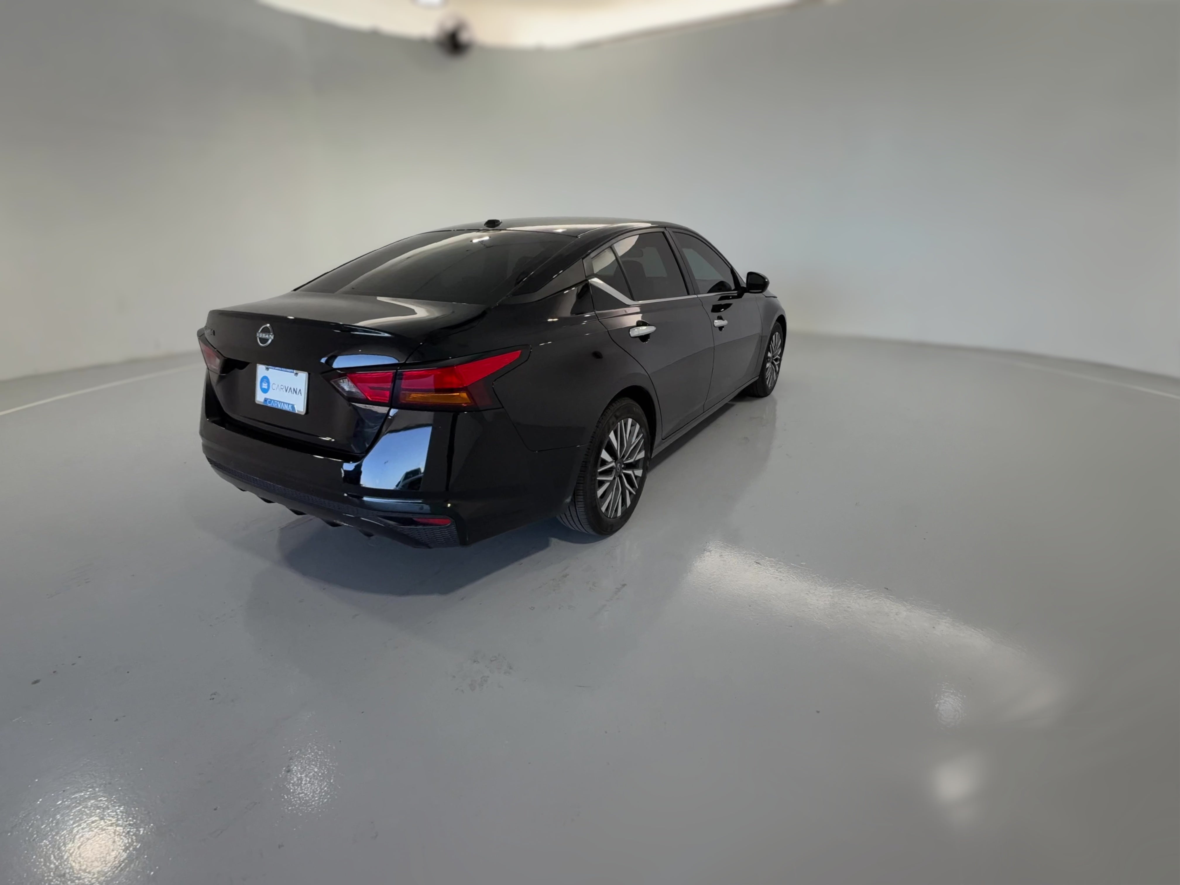 2025 Nissan Altima SV - Photo 32
