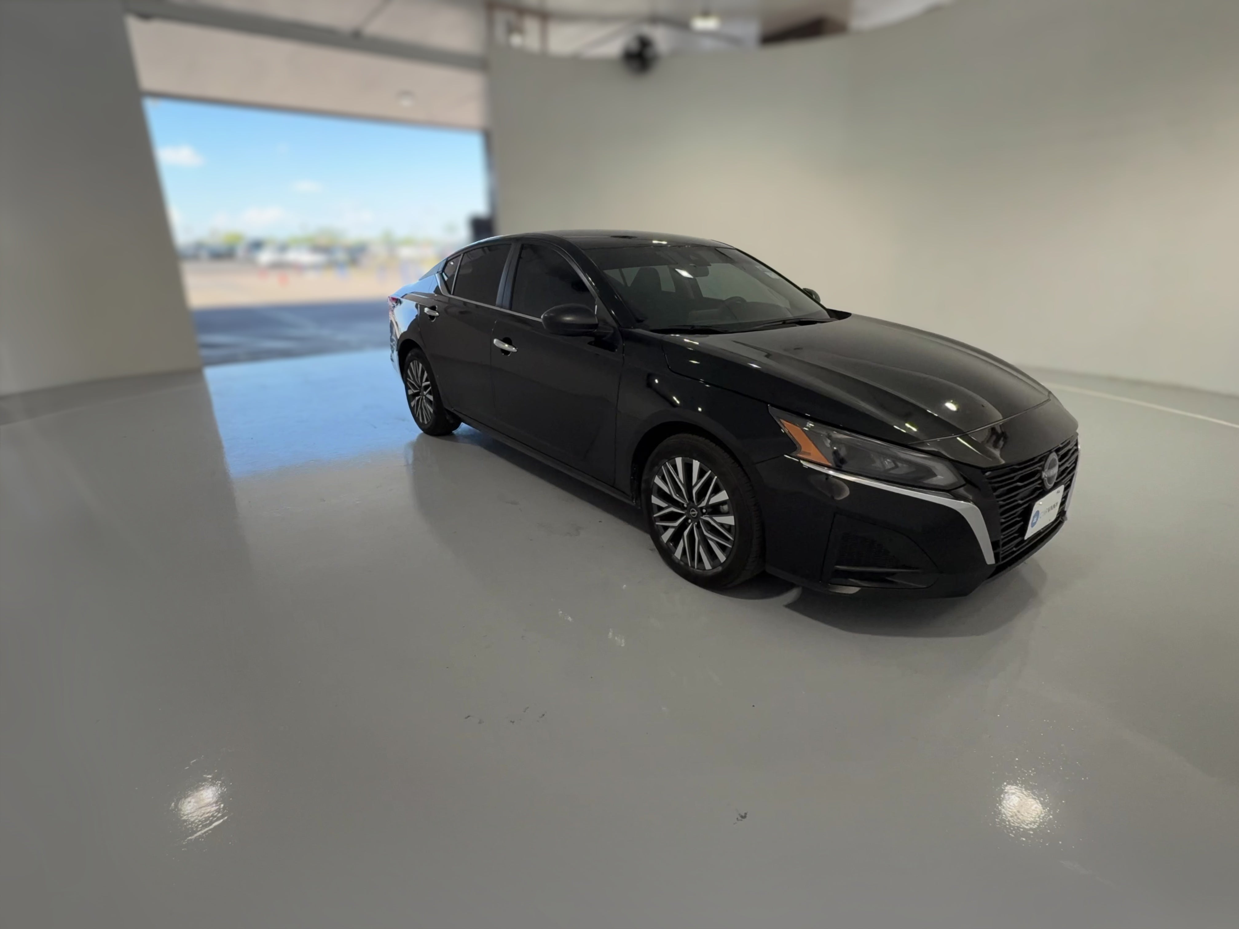 2025 Nissan Altima SV - Photo 36