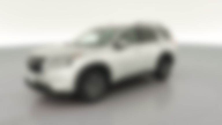 2024 Nissan Pathfinder vehicle photo