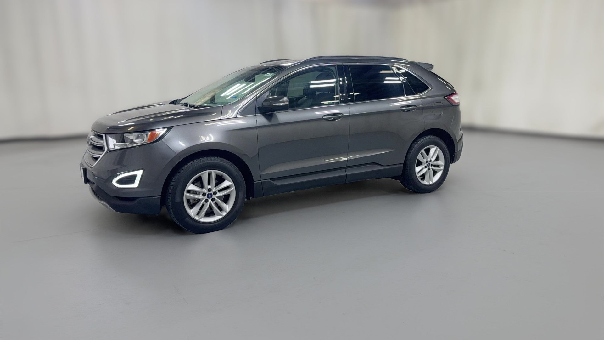 2016 Ford Edge vehicle photo