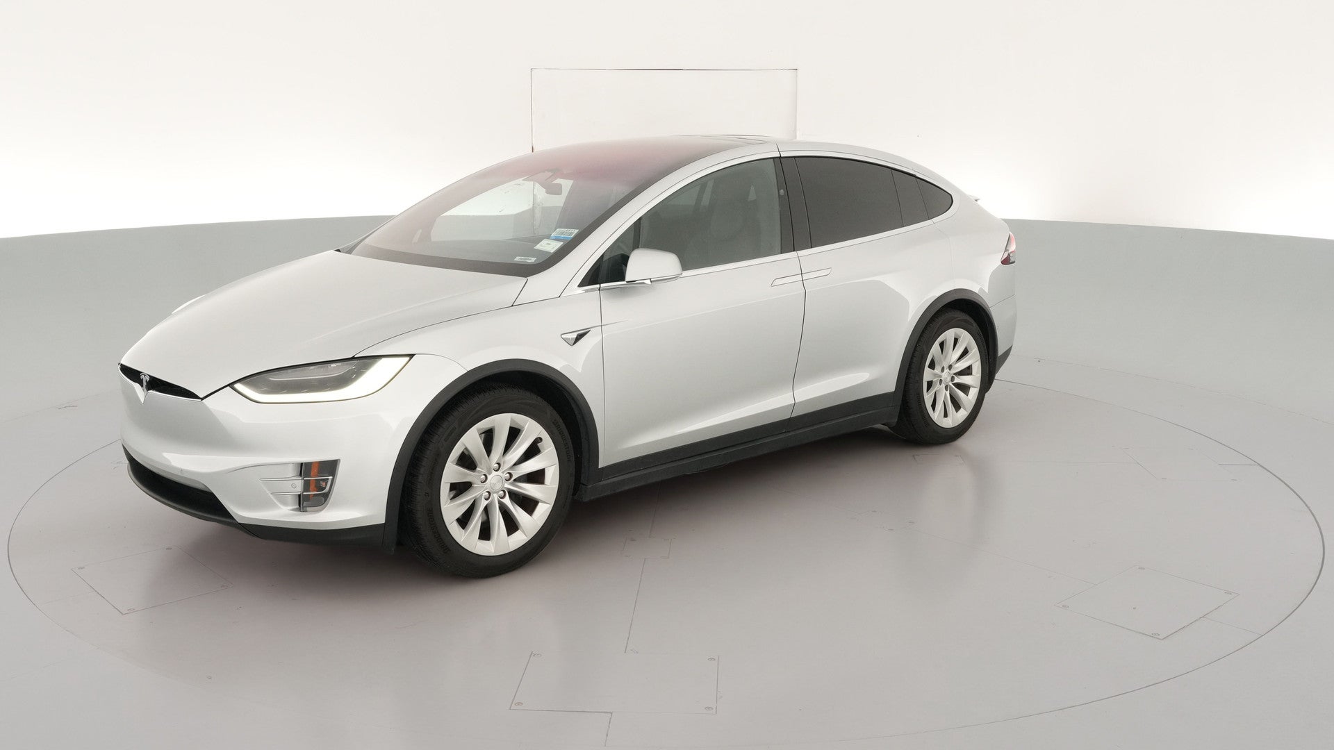 2018 Tesla Model X vehicle photo