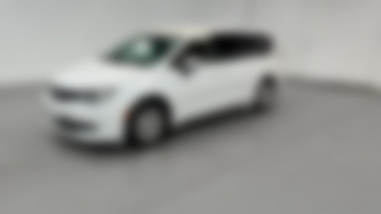 2023 Chrysler Voyager vehicle photo