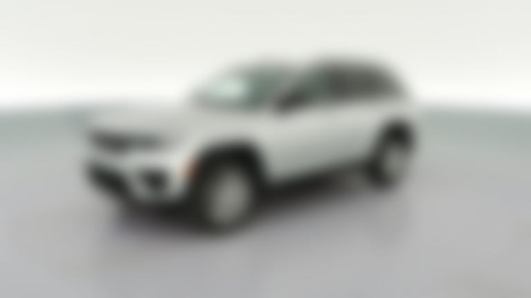 2025 Jeep Grand Cherokee vehicle photo