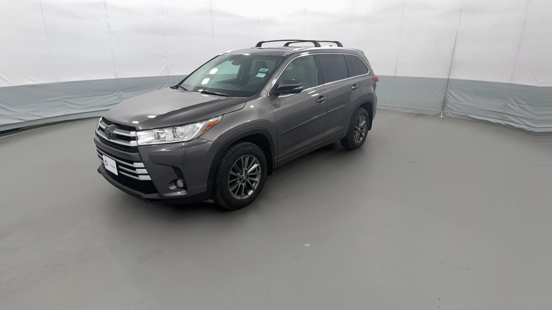 2018 Toyota Highlander vehicle photo
