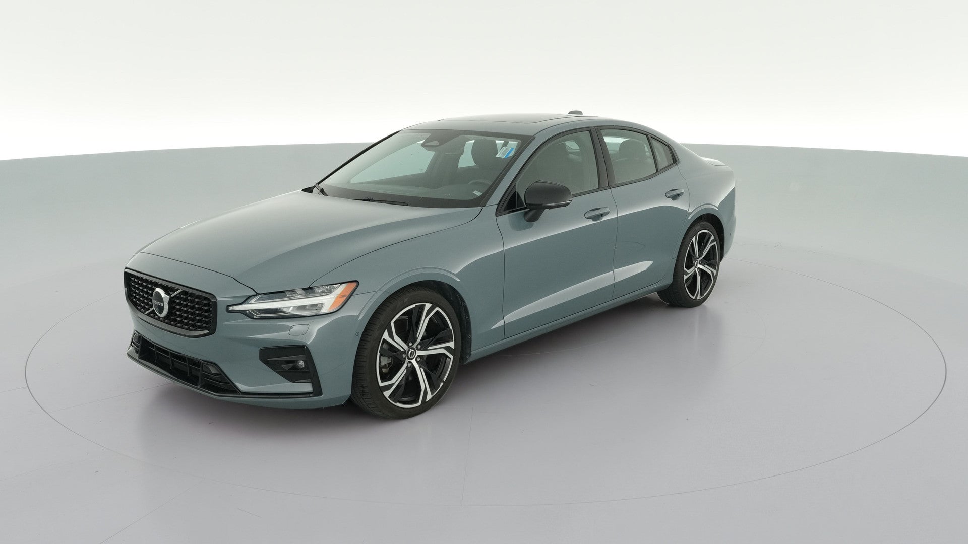 2024 Volvo S60 vehicle photo