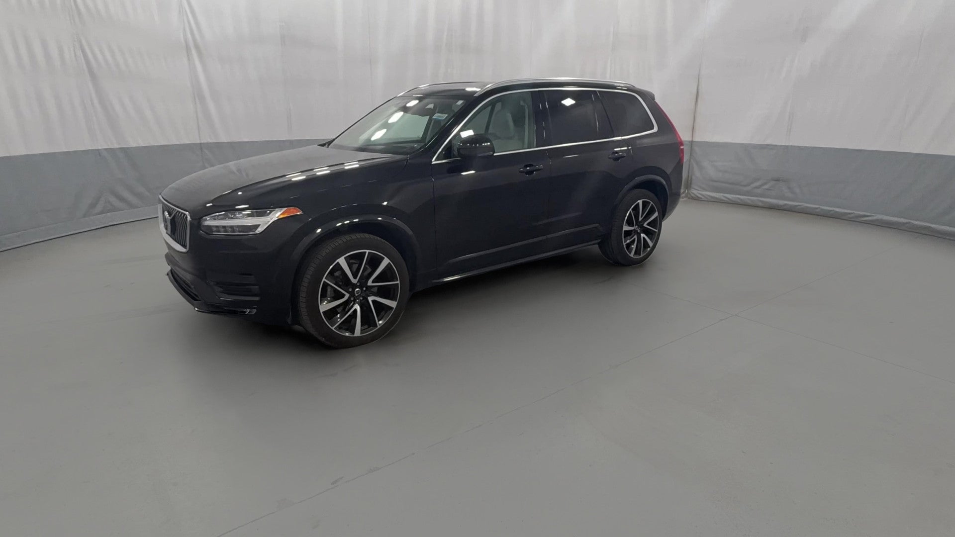 2020 Volvo XC90 vehicle photo