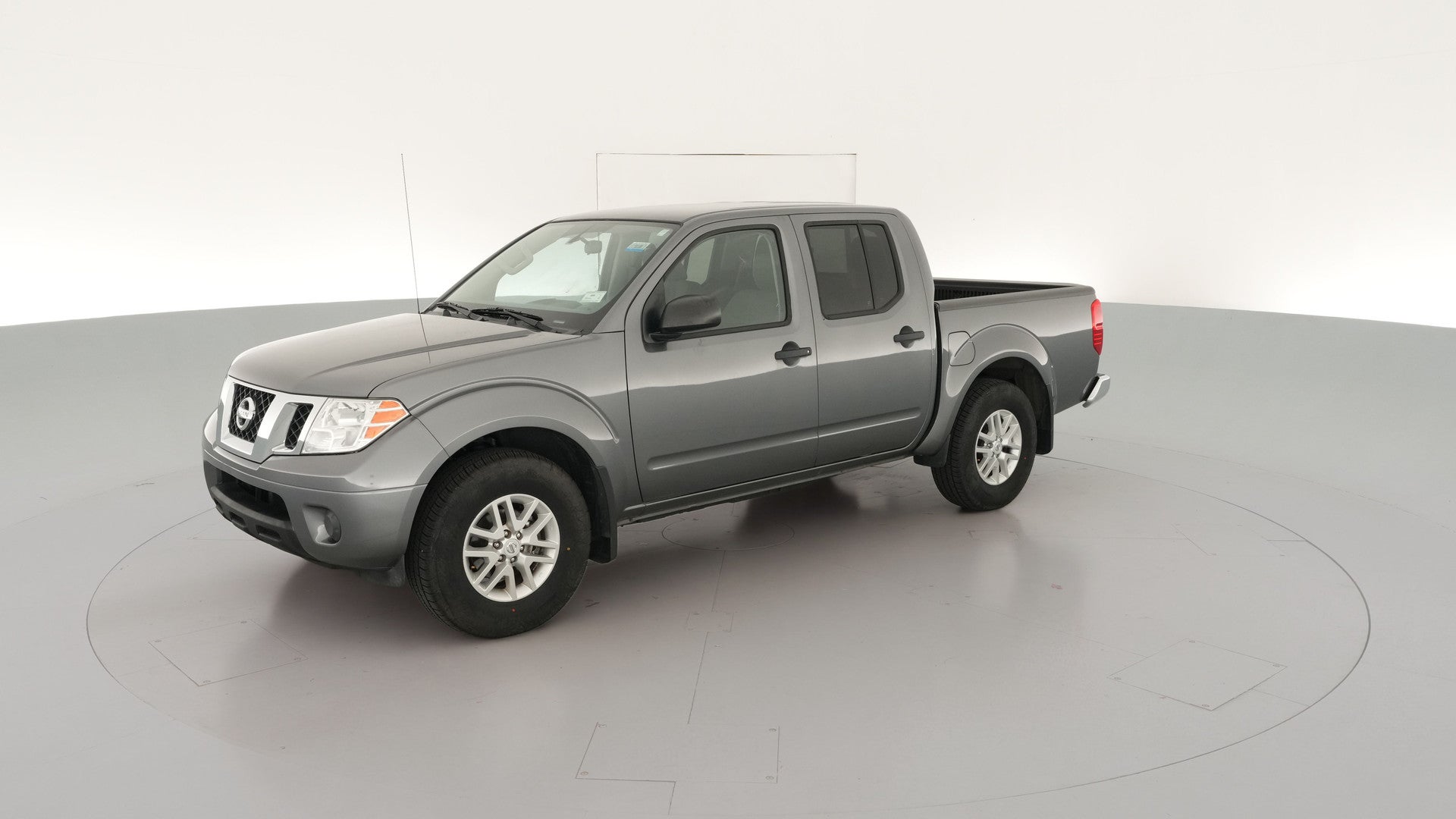 2020 Nissan Frontier Crew Cab vehicle photo