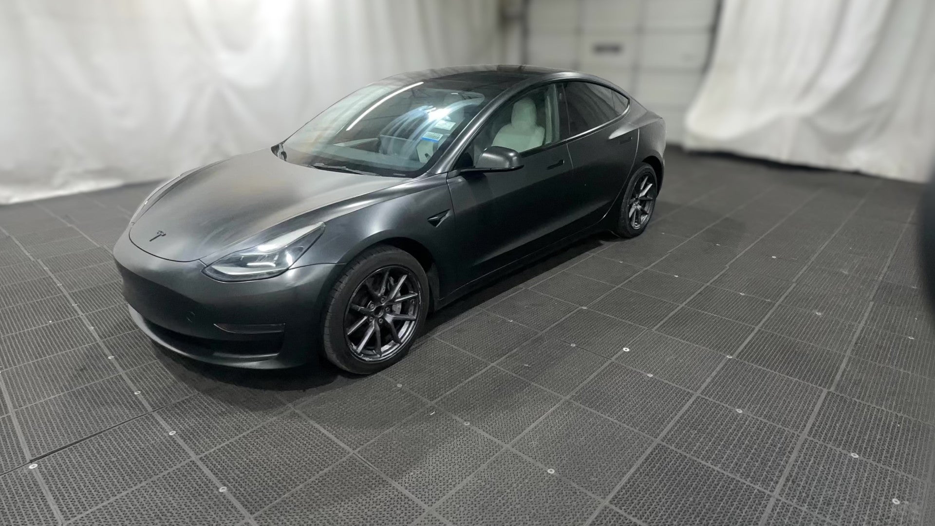 2022 Tesla Model 3 vehicle photo