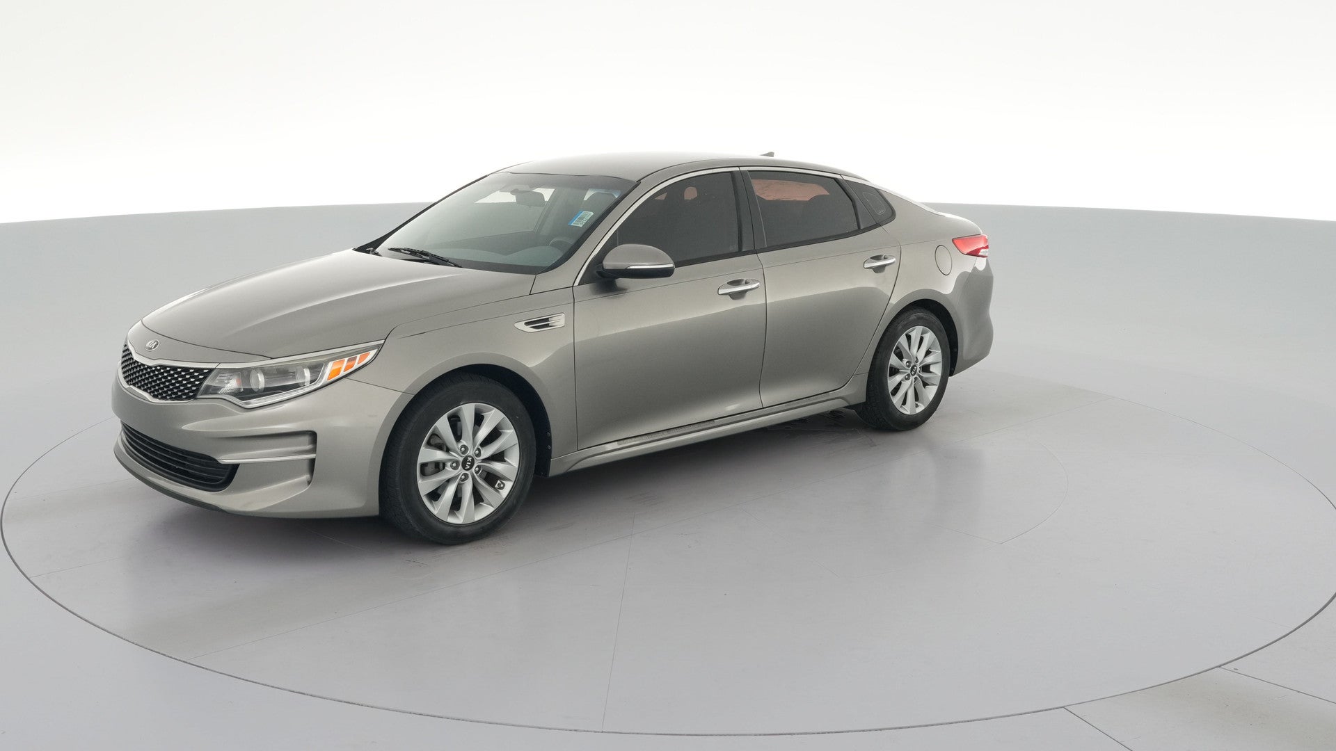 2016 Kia Optima vehicle photo