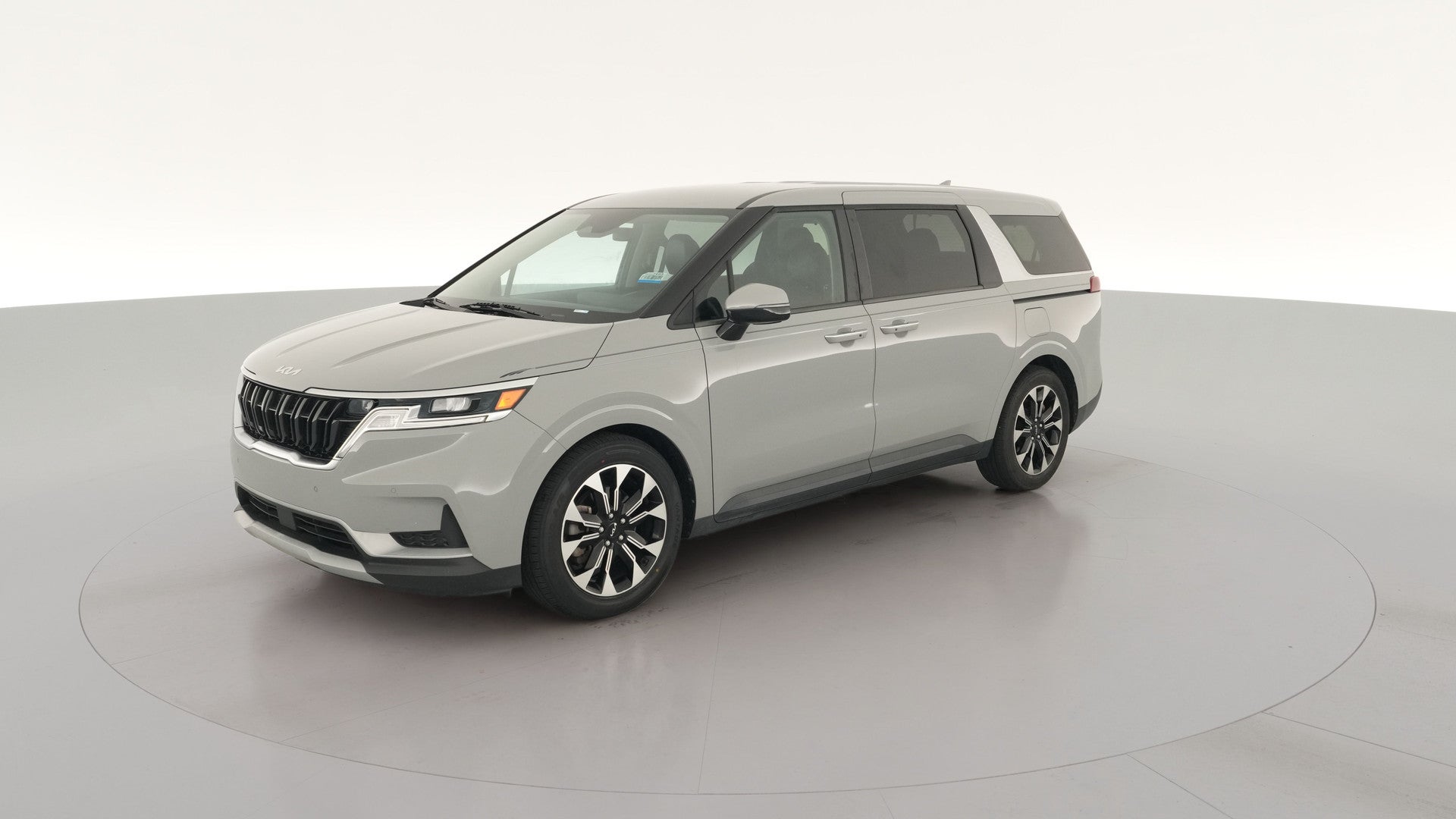 2022 Kia Carnival vehicle photo