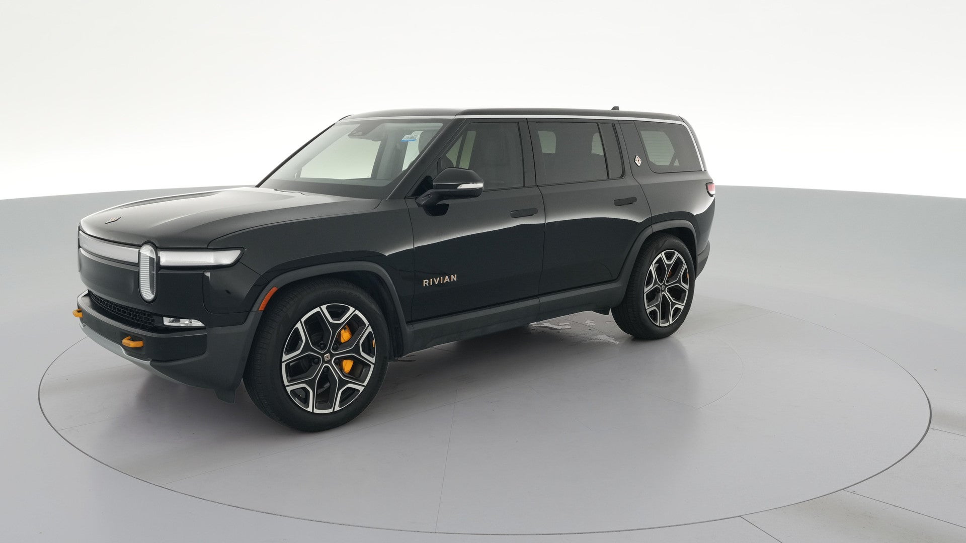 2023 Rivian R1S vehicle photo