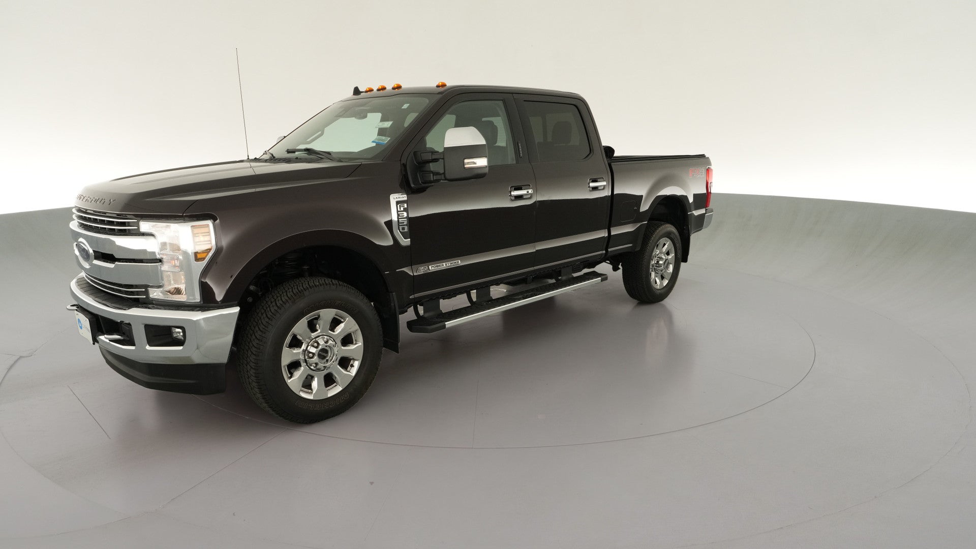 2019 Ford F350 Super Duty Crew Cab vehicle photo