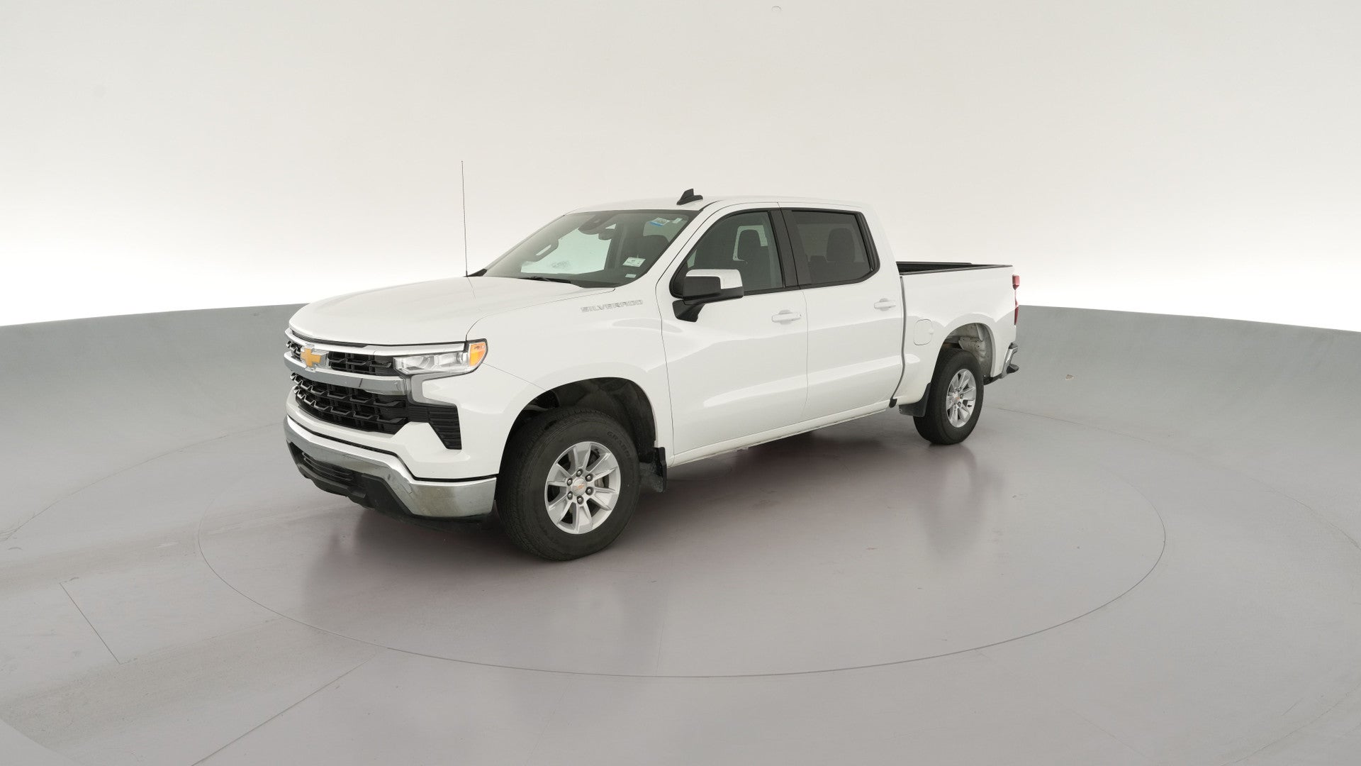 2025 Chevrolet Silverado 1500 Crew Cab vehicle photo