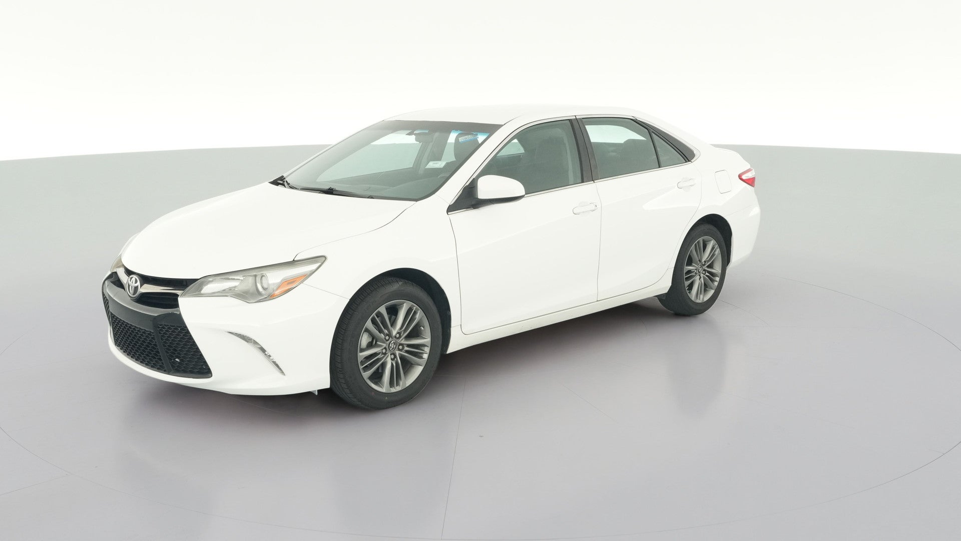 2017 Toyota Camry vehicle photo