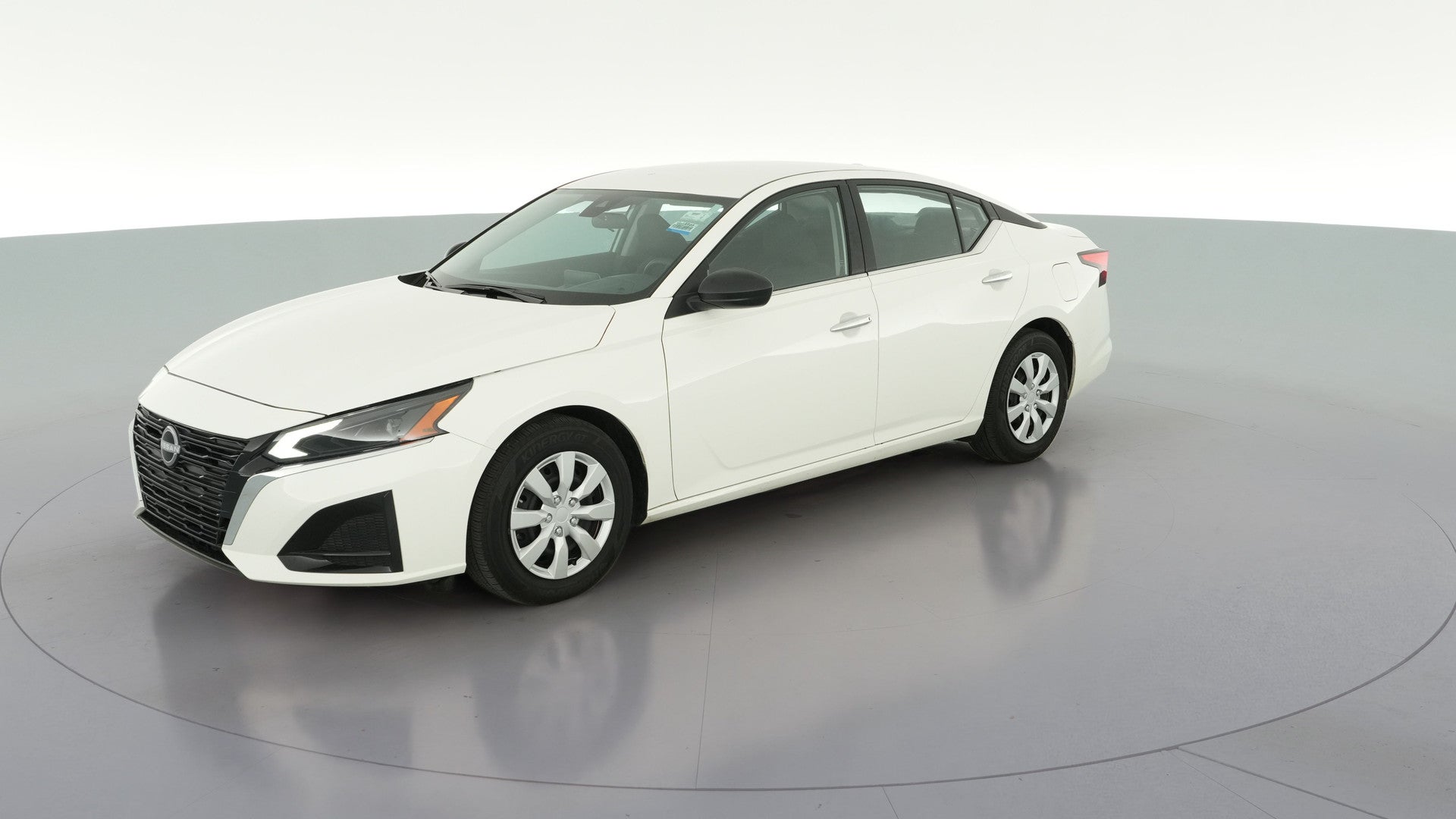 2025 Nissan Altima vehicle photo