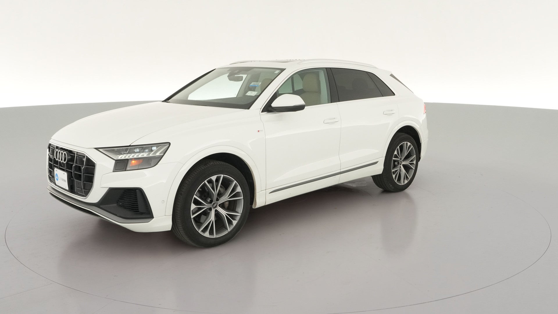 2023 Audi Q8 vehicle photo