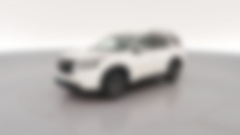 2024 Nissan Pathfinder vehicle photo