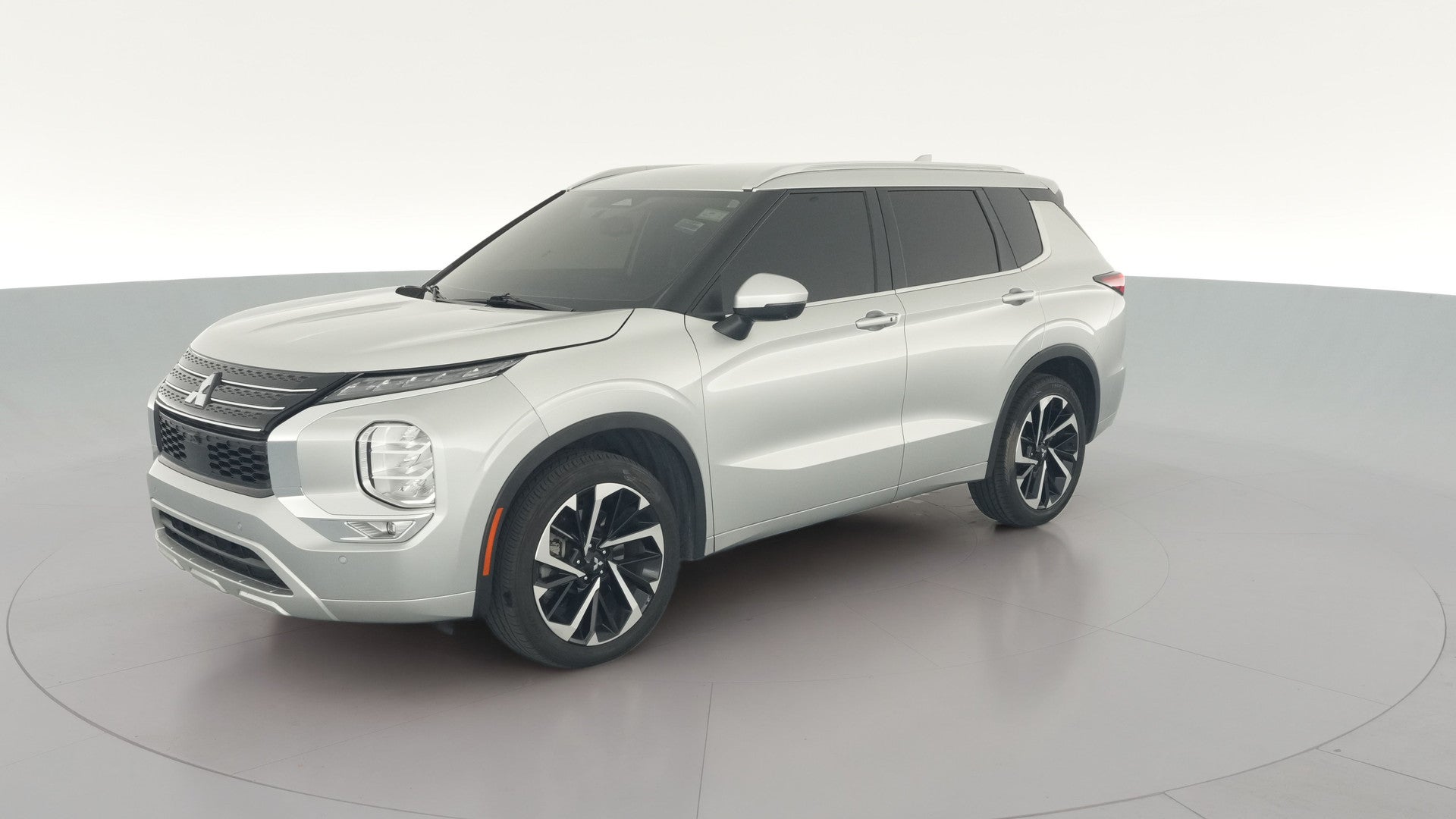 2023 Mitsubishi Outlander vehicle photo